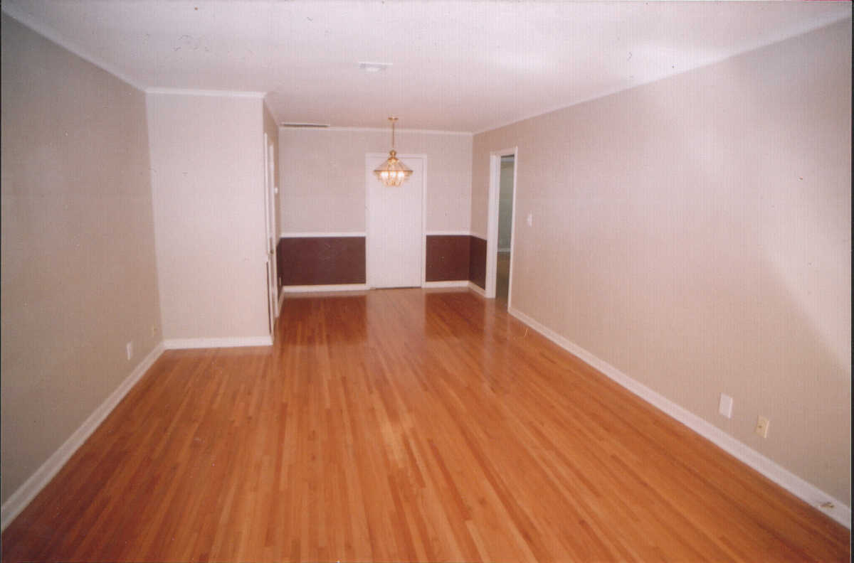 2902 dining room